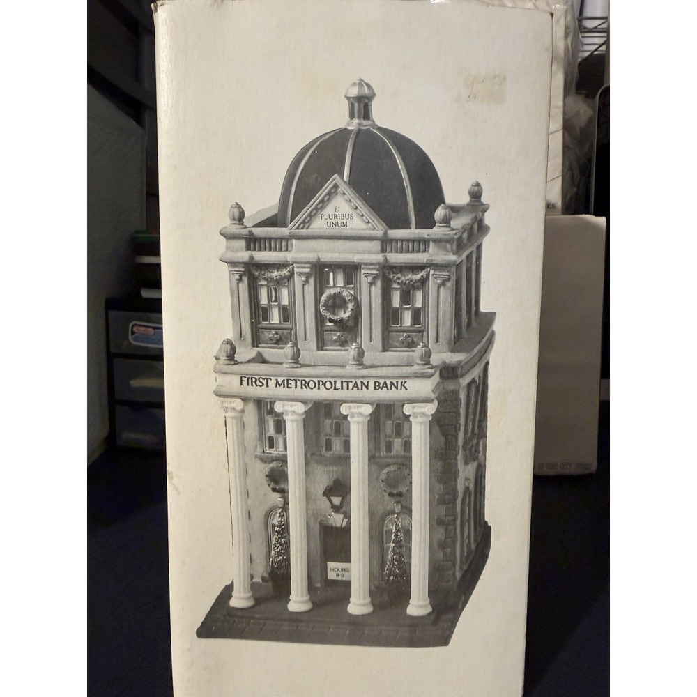 Dept 56 Christmas In The City  First Metropolitan Bank With Box - Picture 12 of 16